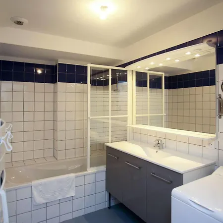 コルマラパール グランルー アパート *