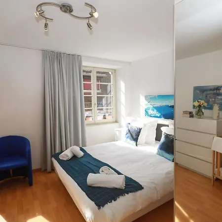 コルマラパール グランルー アパート *